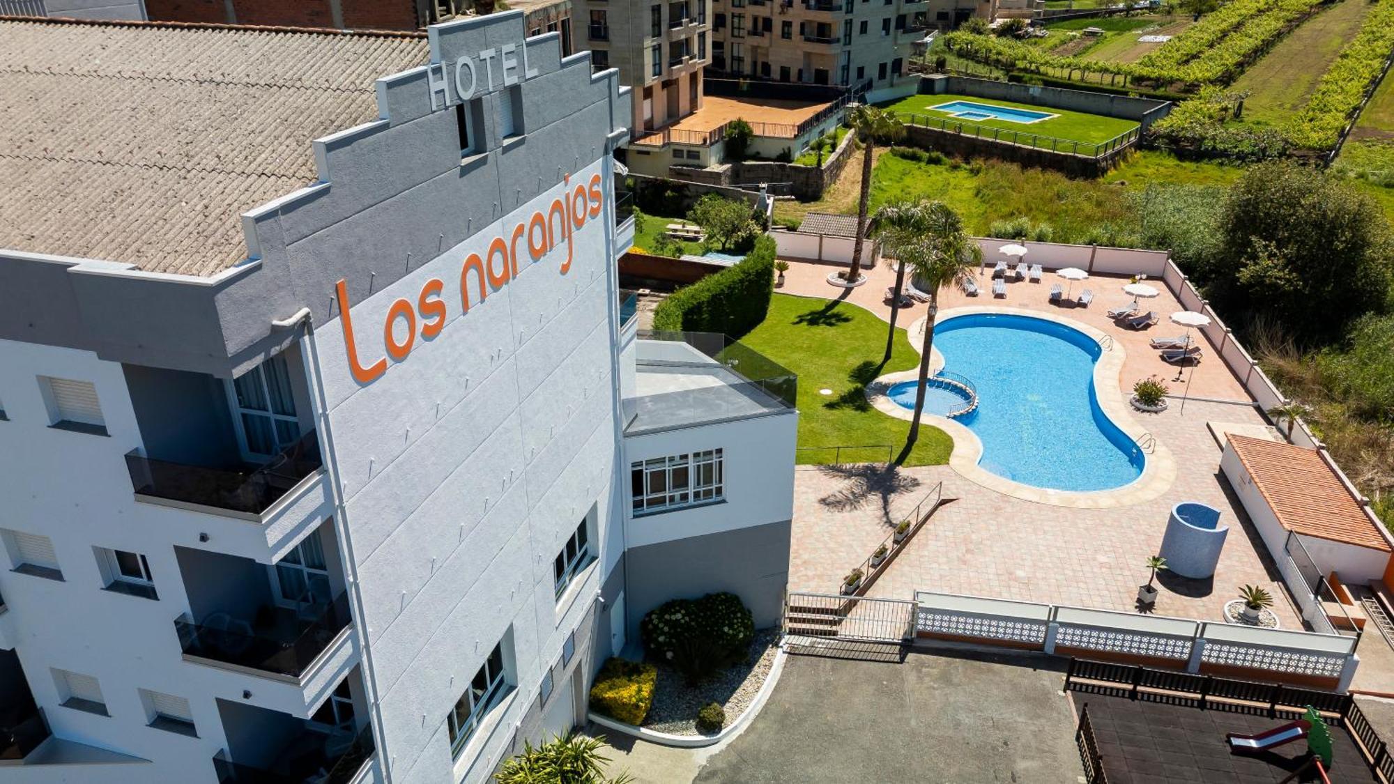 Hotel Los Naranjos A Revolta Exterior foto